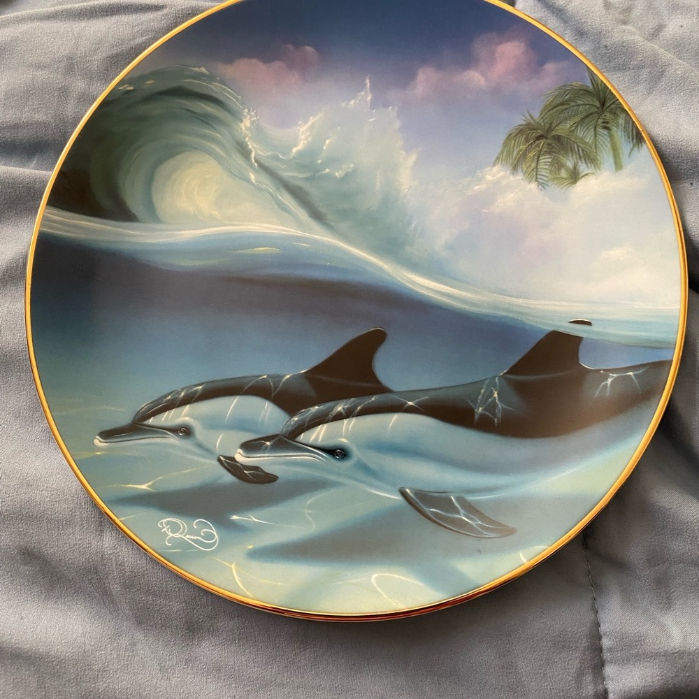Decorative Dolphin Plate with Ocean Scene